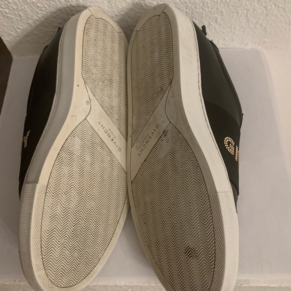Givenchy Sneakers 41 View 2